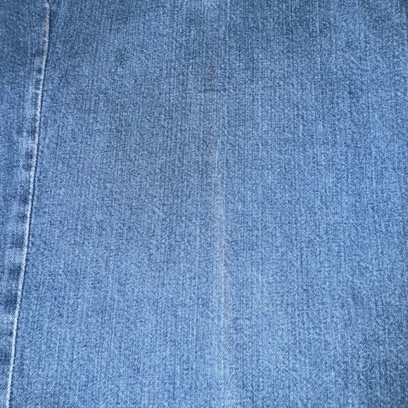 St Johns Bay Blue denim vest with a button up front and a collar SZ 1X - Picture 4 of 4